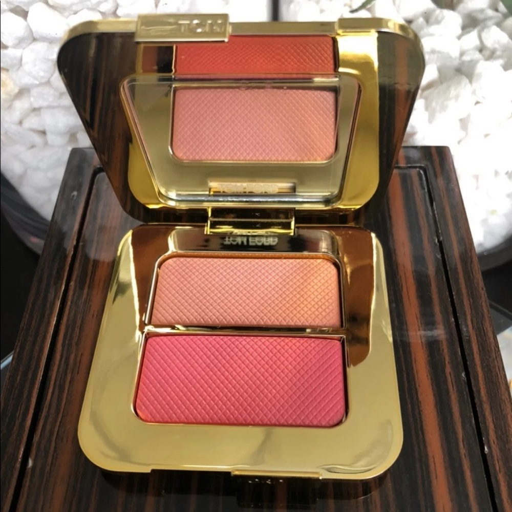 TOM FORD BLUSH
